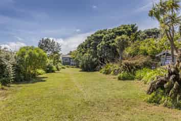 52 Main Road, Titahi Bay