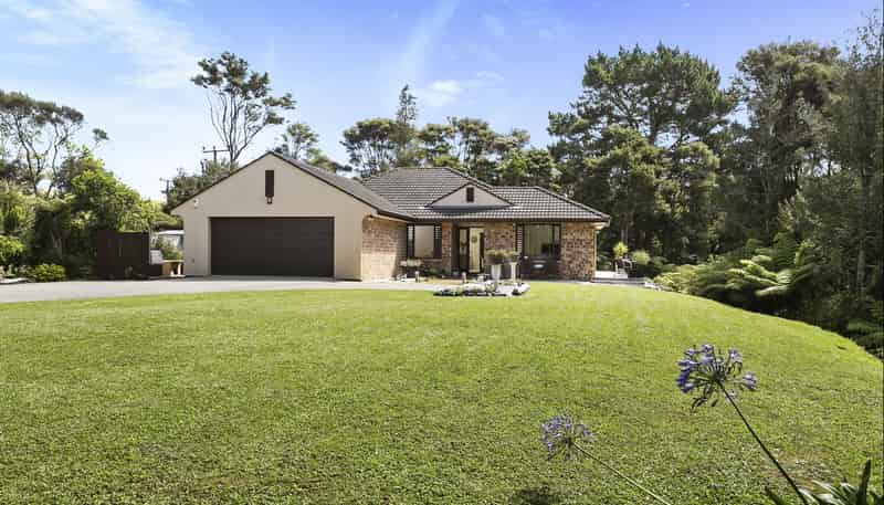 240 Pine Valley Road, Dairy Flat