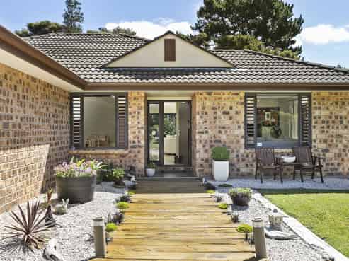 240 Pine Valley Road, Dairy Flat