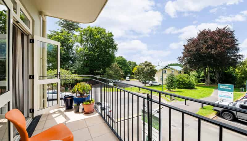 1A/11 London Street, Hamilton Central