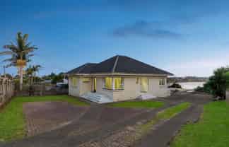 24 Church Crescent, Panmure