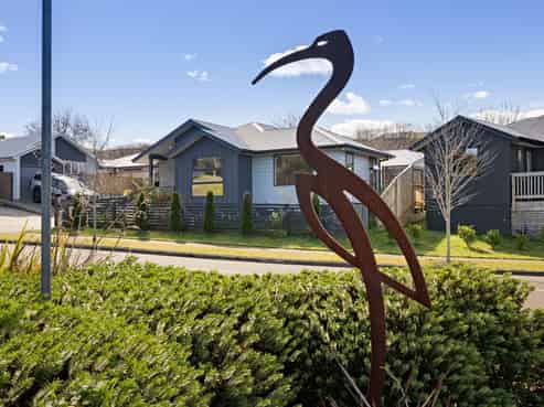 2 Hauruia Way, Pyes Pa