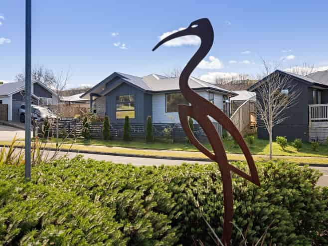 2 Hauruia Way, Pyes Pa