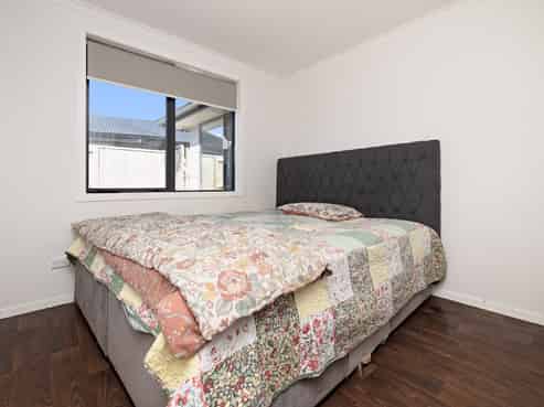 2 Hauruia Way, Pyes Pa