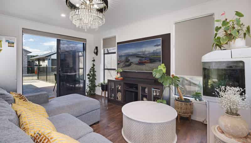 2 Hauruia Way, Pyes Pa