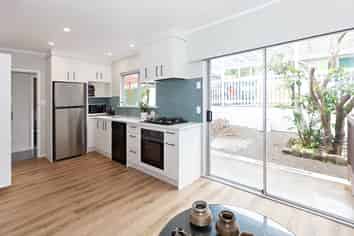 3/120 Lynbrooke Avenue, Blockhouse Bay