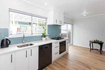 3/120 Lynbrooke Avenue, Blockhouse Bay