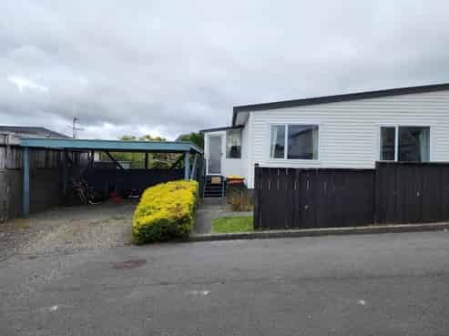 B/3 Oakleigh Street, Maungaraki