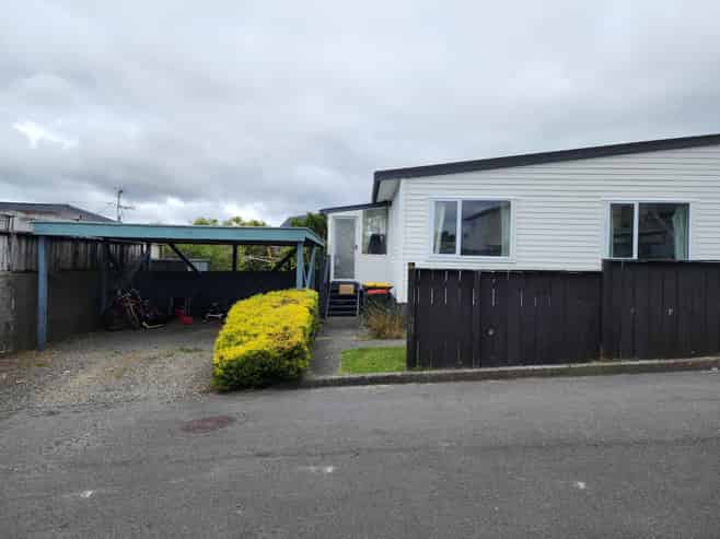 B/3 Oakleigh Street, Maungaraki