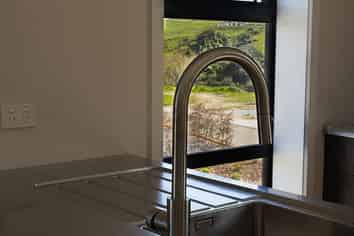 1 Hill Tops Way, Stoke