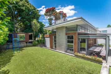 2/36 Penney Avenue, Mount Roskill