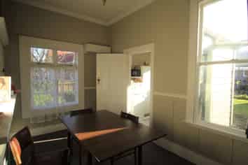 235A North Road, NORTH EAST VALLEY