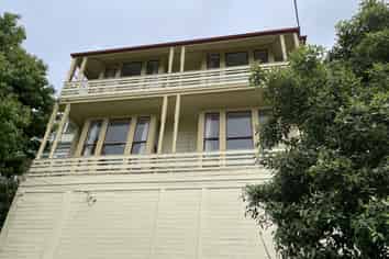 18A Clifton Terrace (Downstairs), Kelburn