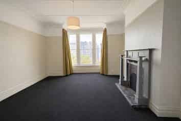 18A Clifton Terrace (Downstairs), Kelburn