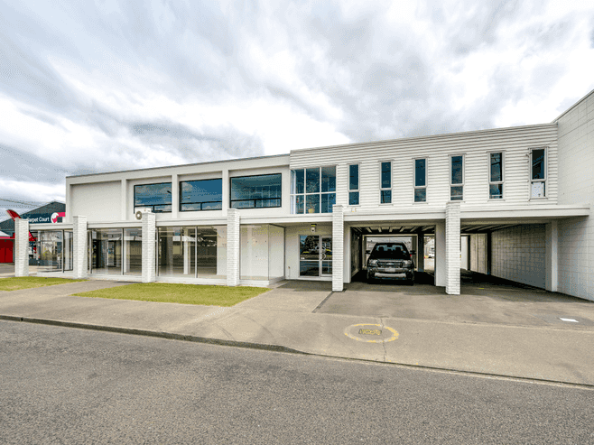 Vacant Possession with High Profile