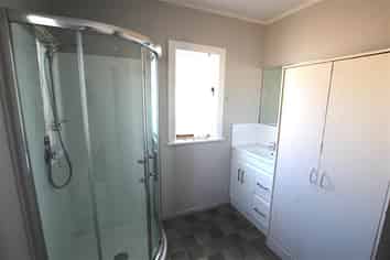 14 Marr Rd, Manurewa