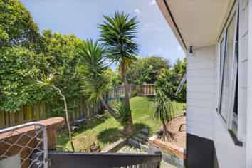 2/32A Helena Street, Massey