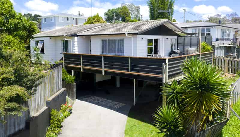 2/32A Helena Street, Massey