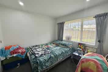 5 Enuamanu Road, Favona