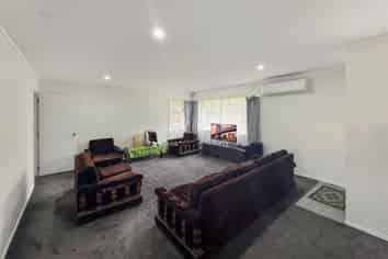 5 Enuamanu Road, Favona