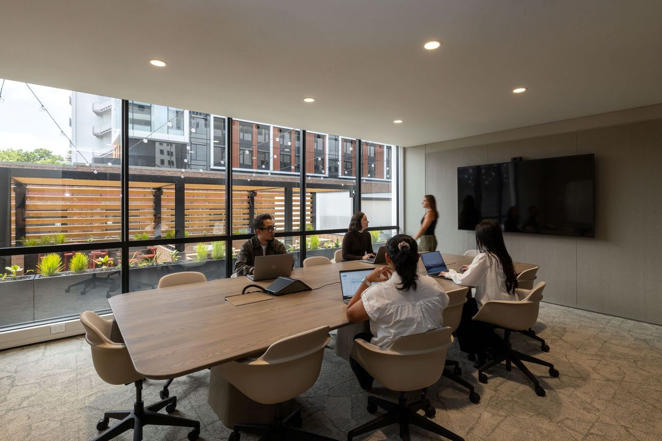 Next Generation, Turnkey Workspace - Vista 6