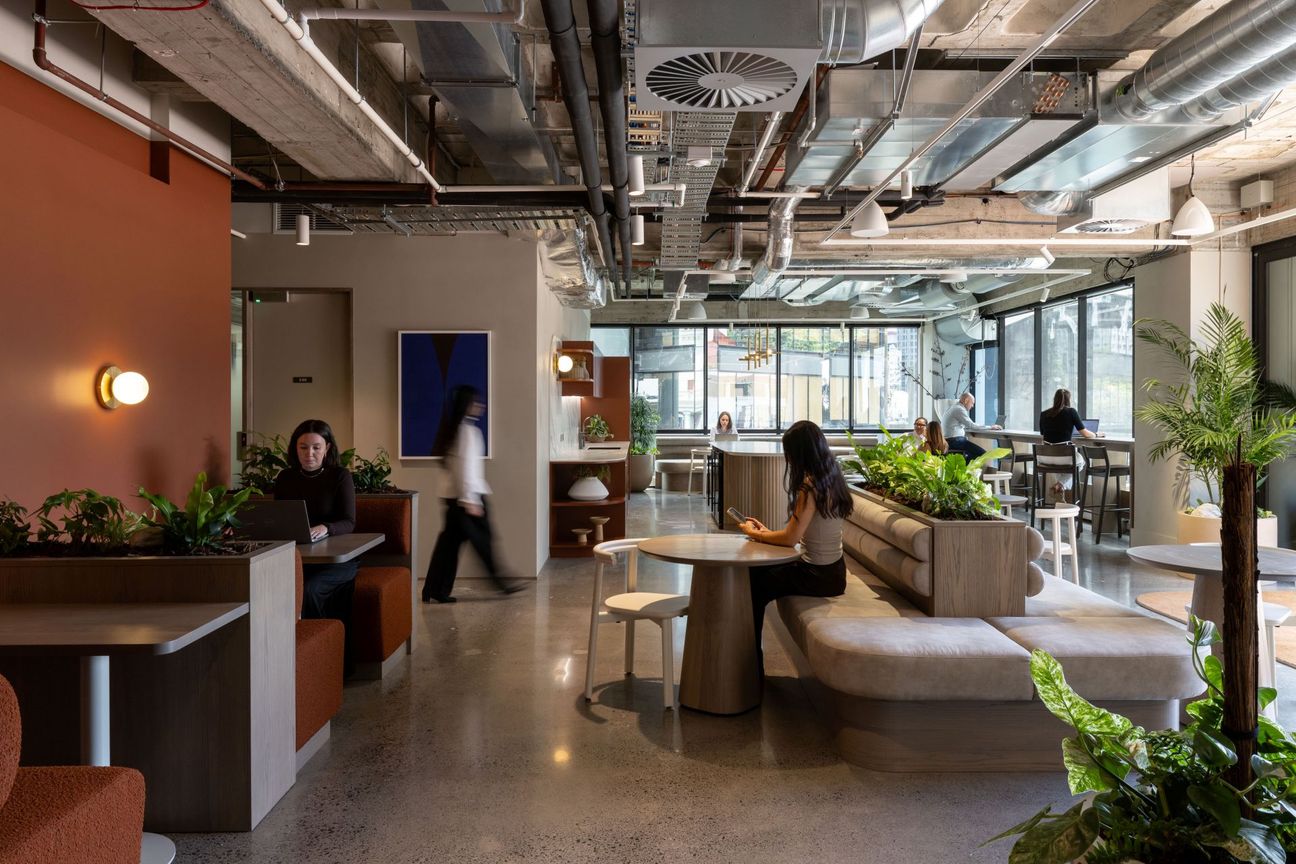 Next Generation, Turnkey Workspace - Vista 4