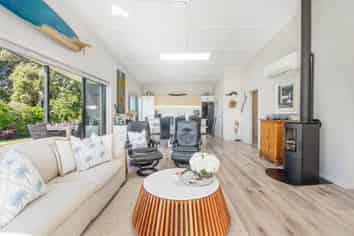 10 Voyager Place, Cooks Beach