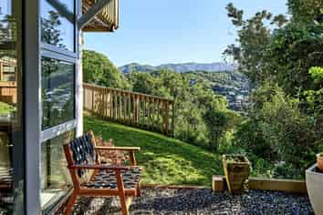 16A Hudson Street, Island Bay