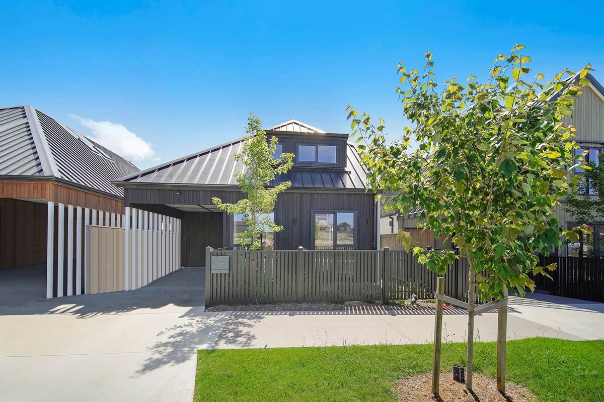 Architectural Elegance Meets Smart Living - View 3