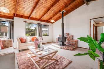 11 Felicity Place, Unsworth Heights