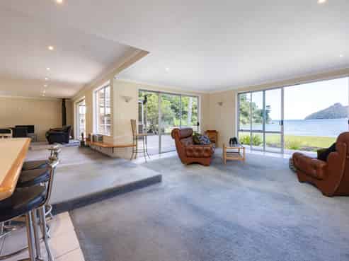 13 Foster Avenue, Huia