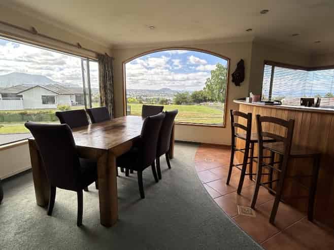 10 Whetu Place, Nukuhau