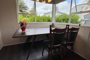 7 Queen Street, Riverhead