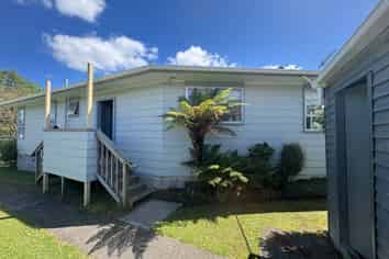 7 Queen Street, Riverhead