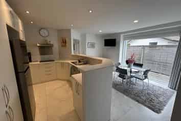 10B Tipene Place, Meadowbank