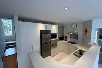 10B Tipene Place, Meadowbank