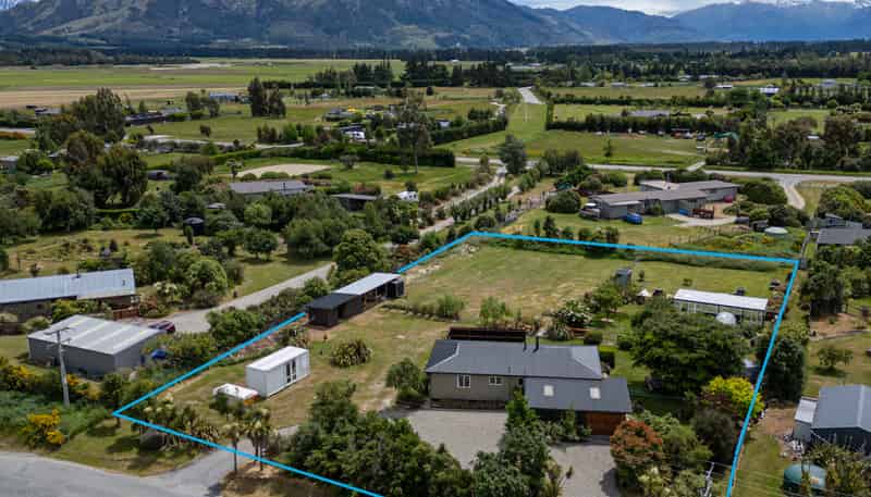 58 Loach Road, Hawea Flat
