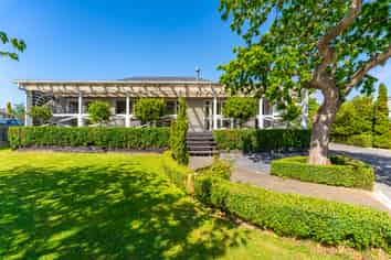 12 Hawkey Street, Kensington