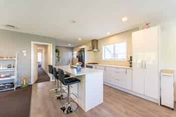 12 Hawkey Street, Kensington