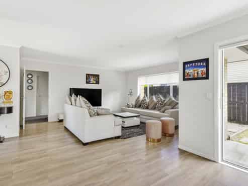 6 Moore Street, Leamington