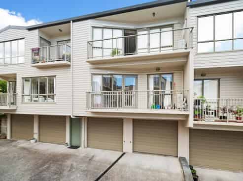 3R/120 Beach Haven Road, Beach Haven