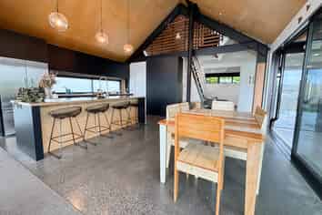 3/2 Mahana Place, Raglan