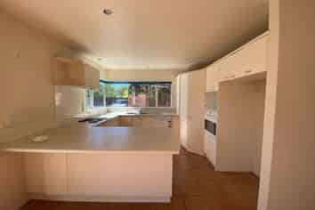 A/4 Roche Avenue, Upper Riccarton