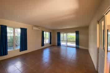 A/4 Roche Avenue, Upper Riccarton