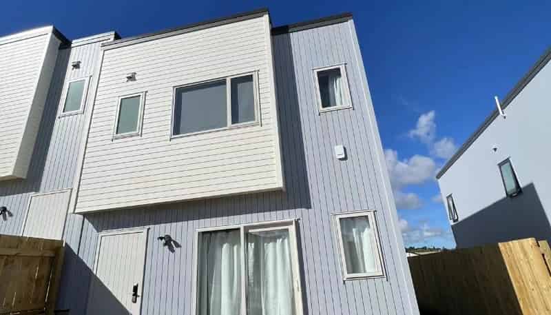 4B Putiputi Way, Papakura