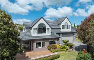 2/3 Pelican Lane, Unsworth Heights