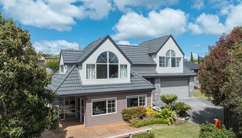 2/3 Pelican Lane, Unsworth Heights