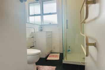 700 Richardson Road, Mount Roskill