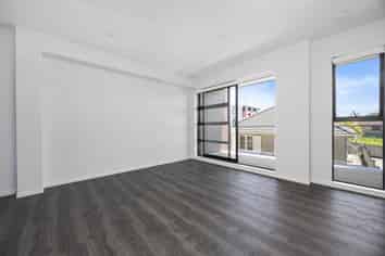 3/3153 Great North Road, New Lynn