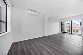 3/3153 Great North Road, New Lynn